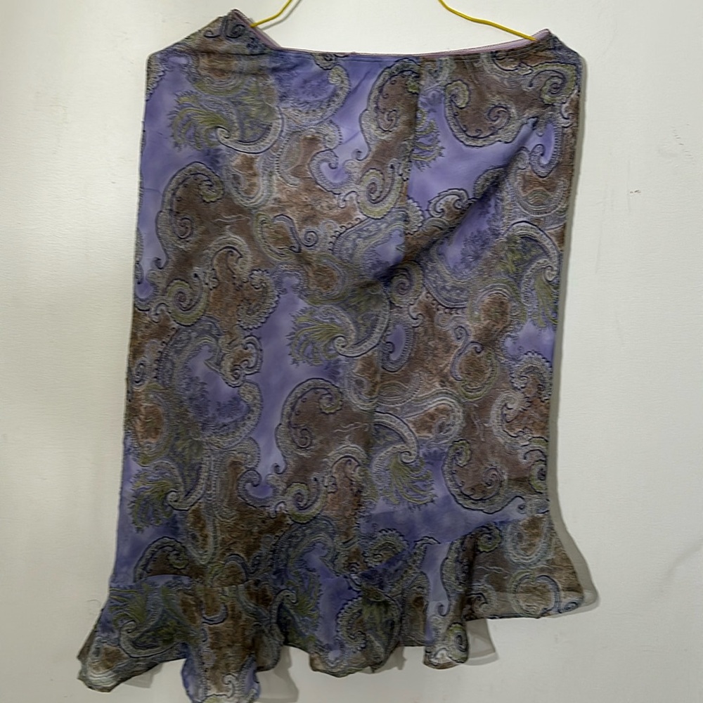 Beautiful vintage 90s high low ruffle hem purple paisley skirt tin Large.